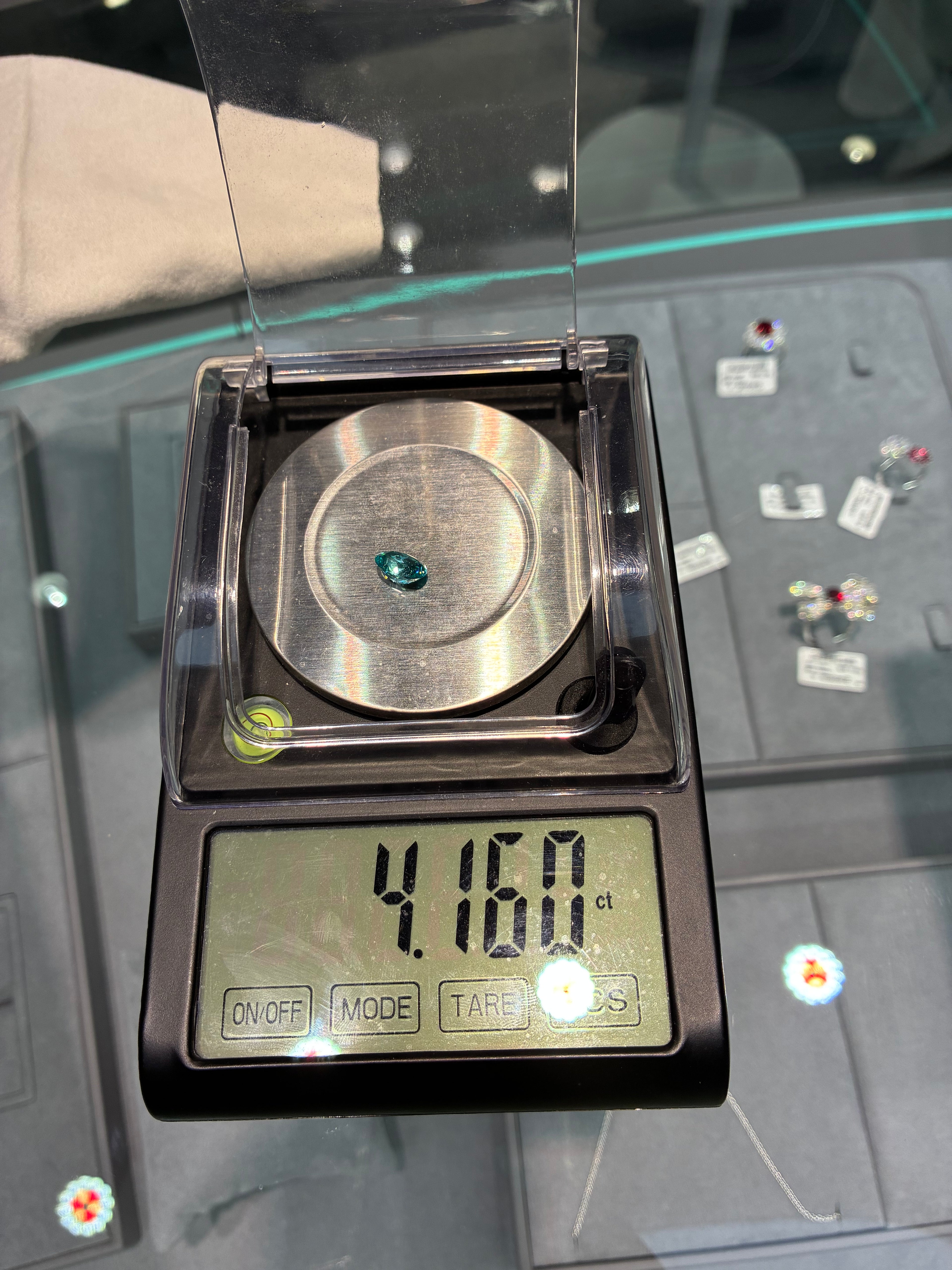 4.16 ct lab-grown Paraiba + 1.945 ct lab-grown Ruby