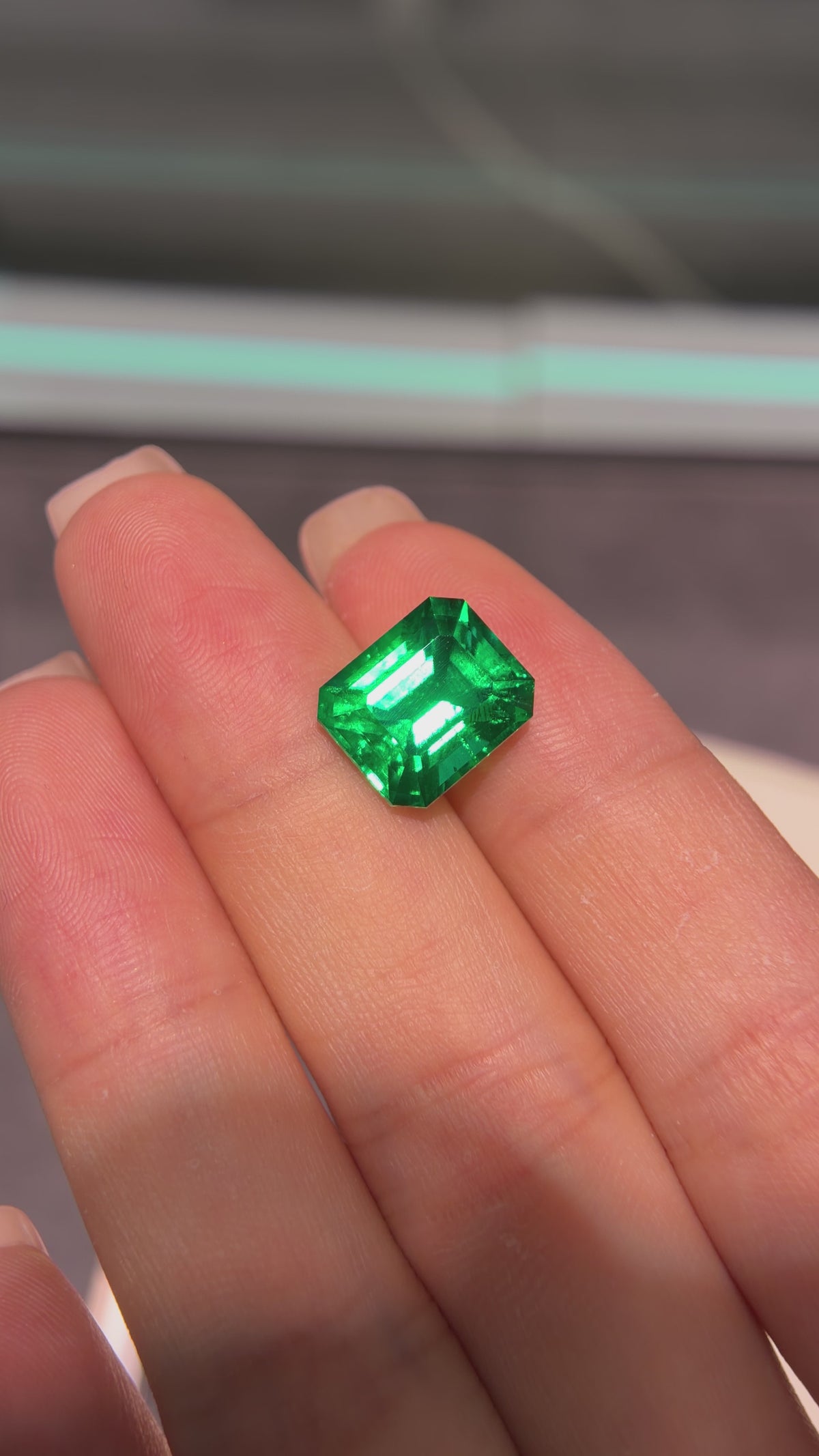 4.55 ct Lab Grown Emerald