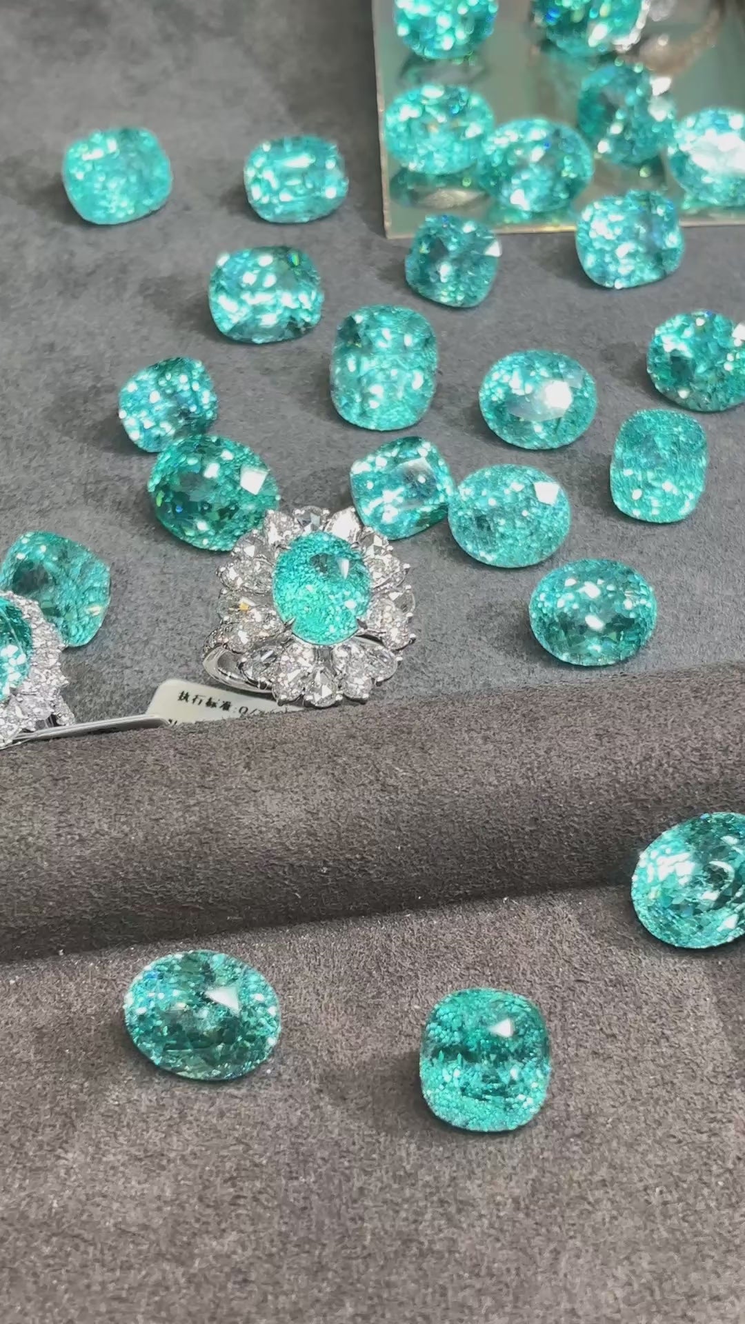 Mifanse Paraïba de laboratoire 1 carat, bleu néon, pierre non montée, certificat IGI